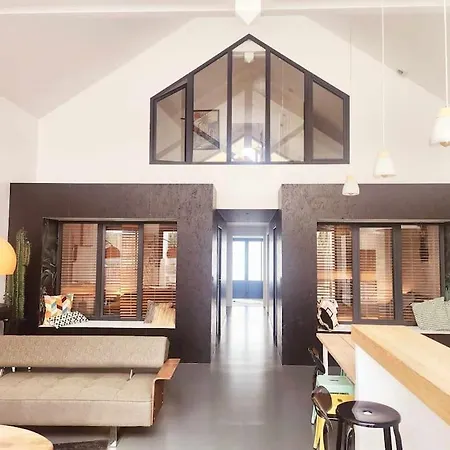 Apartment Loft Ludique Avec Piscine *